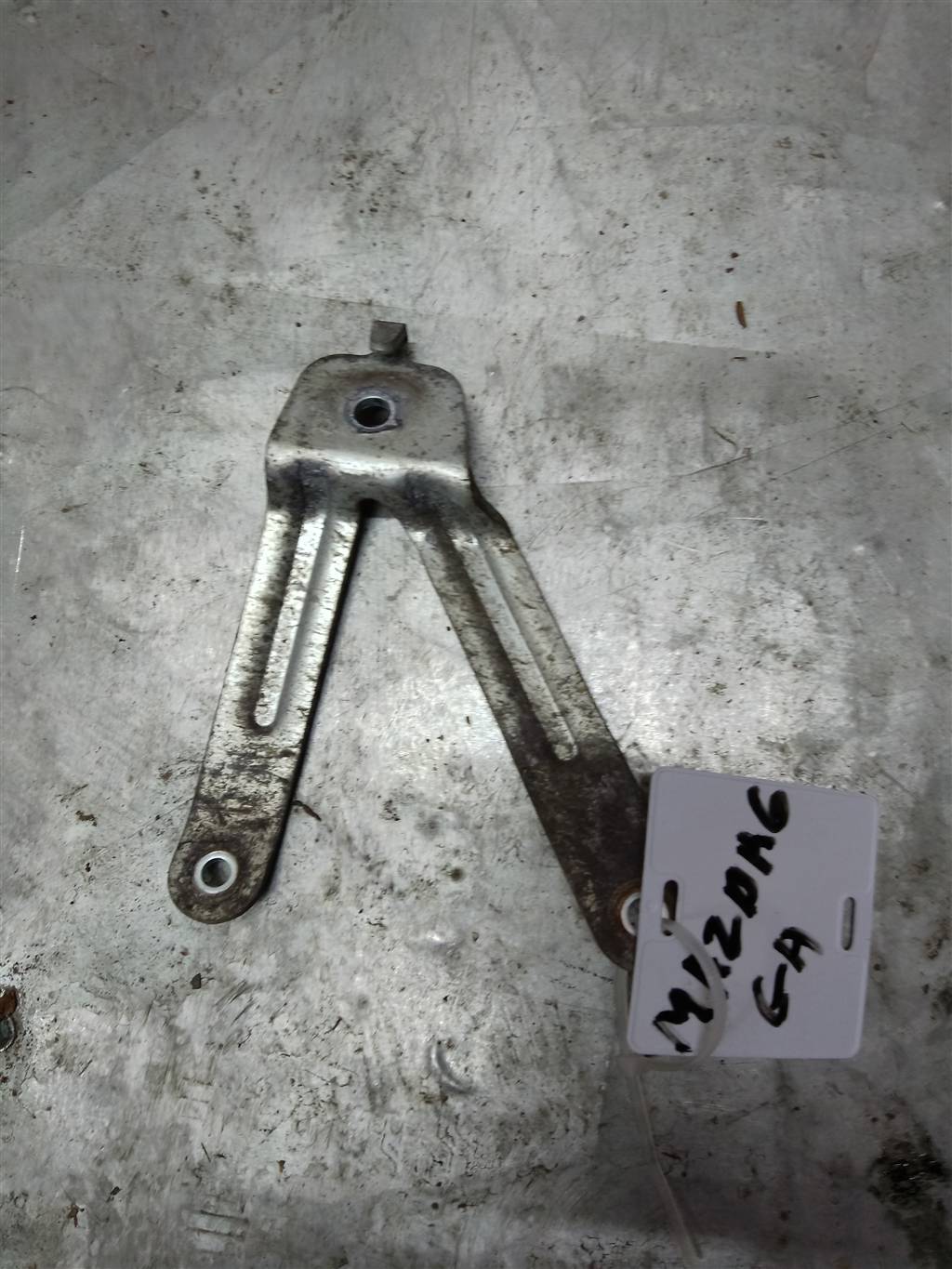 Mazda Mazda 6 (GH) 2007-2012 для Кронштейн