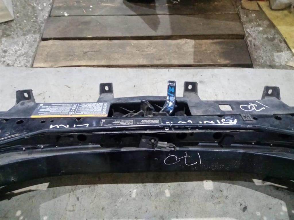 Opel Astra J 2010 - для Держатель капота