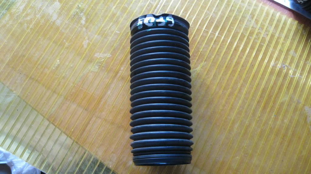 Skoda Octavia (A5 1Z-) 2004-2013 для Пыльник переднего амортизатора Skoda Octavia (A5 1Z-) 2004-2013 для Пыльник переднего амортизатора