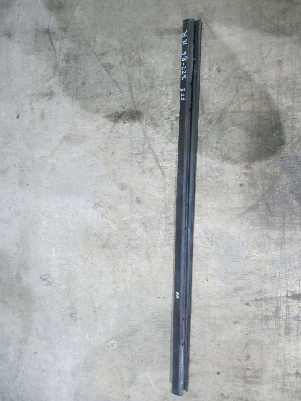 Ford Focus II 2005-2008 для Уплотнитель стекла задней правой двери