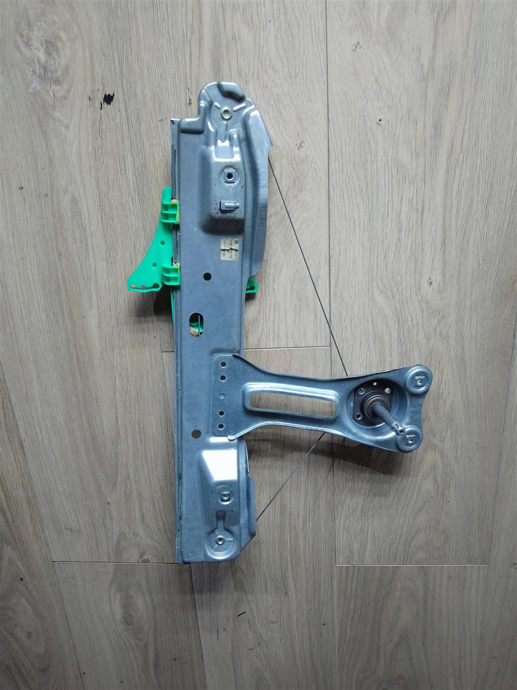 Opel Astra J 2010 - для Стеклоподъемник механ. задний правый