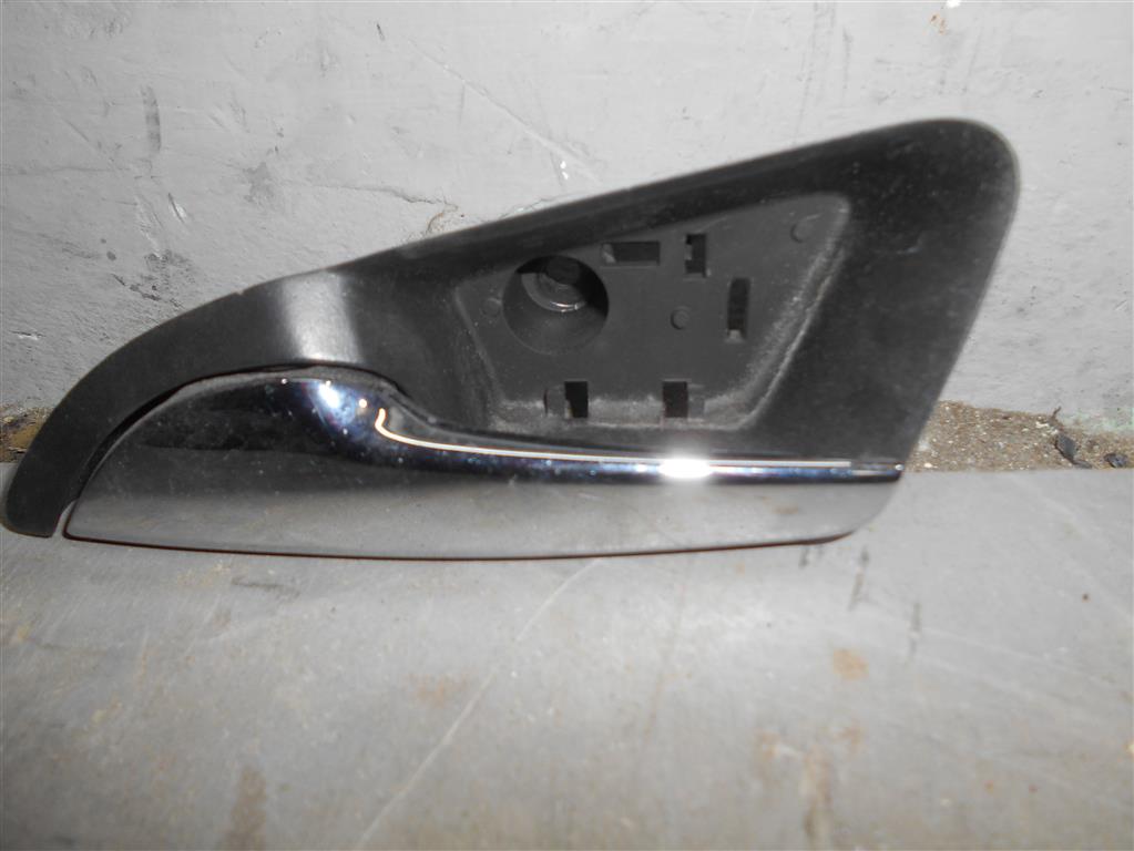 Opel Astra J 2010 - для Ручка двери внутренняя левая