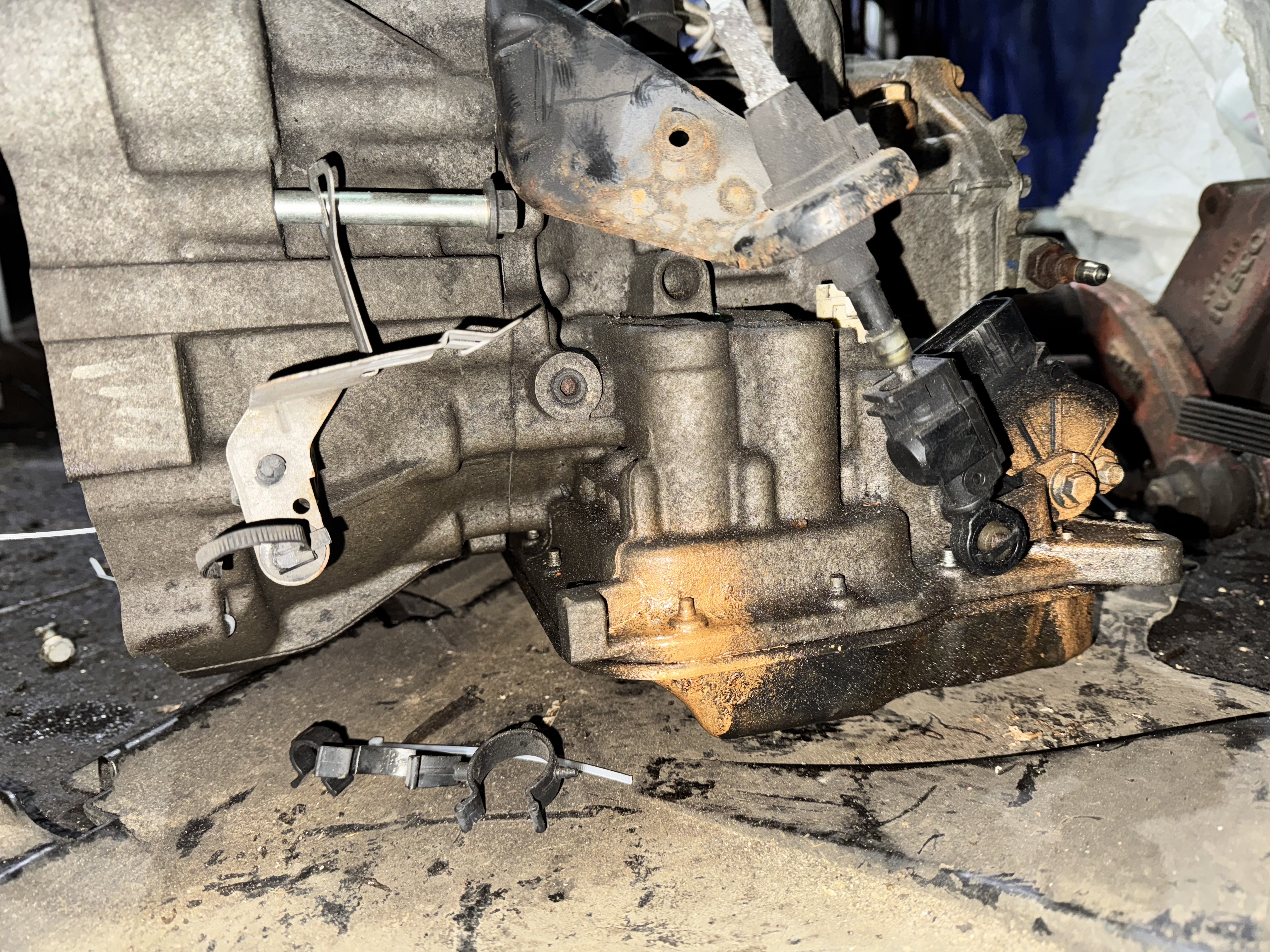 Ford Focus II 2008-2011 для АКПП (автоматическая коробка переключения передач) Ford Focus II 2008-2011 для АКПП (автоматическая коробка переключения передач)