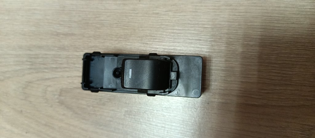 Mazda CX5 2012-2015 для Кнопка стеклоподъемника Mazda CX5 2012-2015 для Кнопка стеклоподъемника