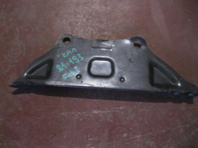 Skoda Fabia 1999-2006 для Пыльник двигателя