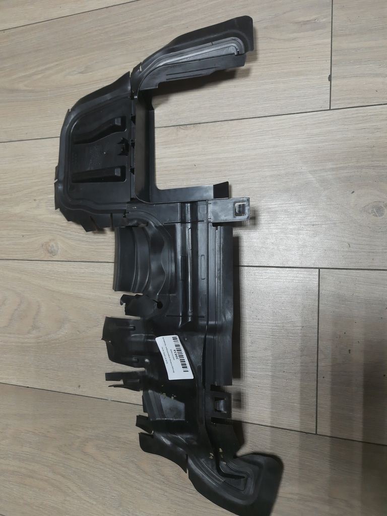 Audi A7 (4K8) 2018> для Воздуховод радиатора правый Audi A7 (4K8) 2018> для Воздуховод радиатора правый