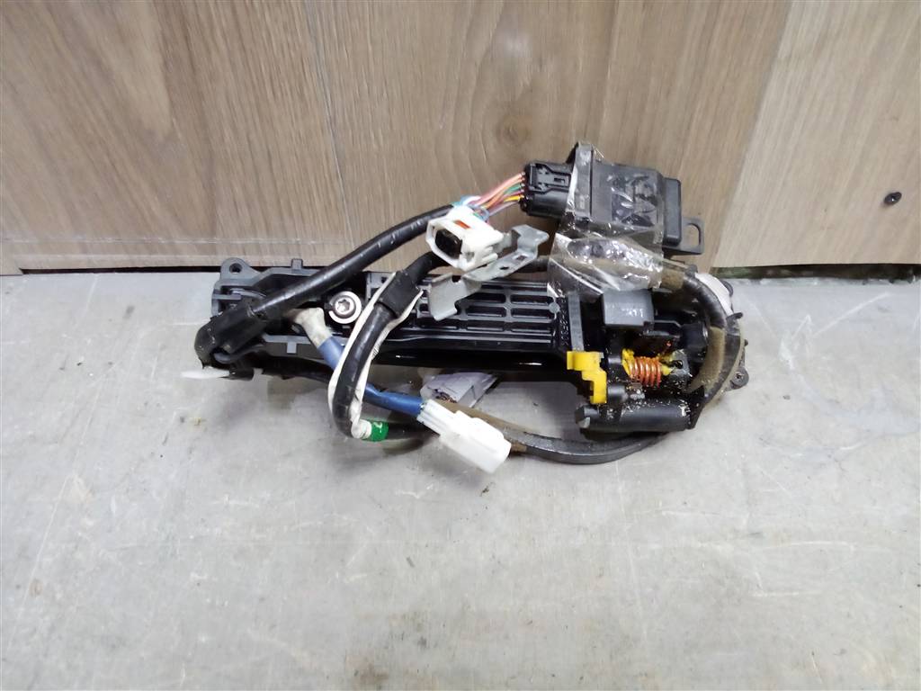 Toyota RAV 4 2006-2013 для Ручка двери передней наружная левая Toyota RAV 4 2006-2013 для Ручка двери передней наружная левая