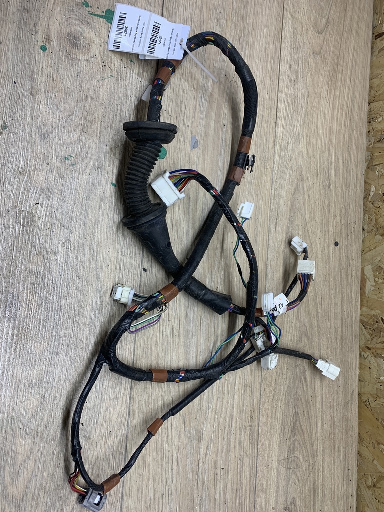 Toyota RAV 4 2006-2013 для Проводка двери передней правой Toyota RAV 4 2006-2013 для Проводка двери передней правой