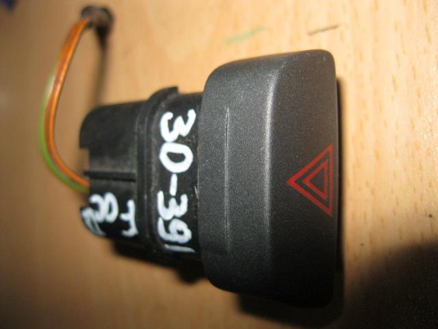 Ford Focus II 2005-2008 для Кнопка аварийной сигнализации