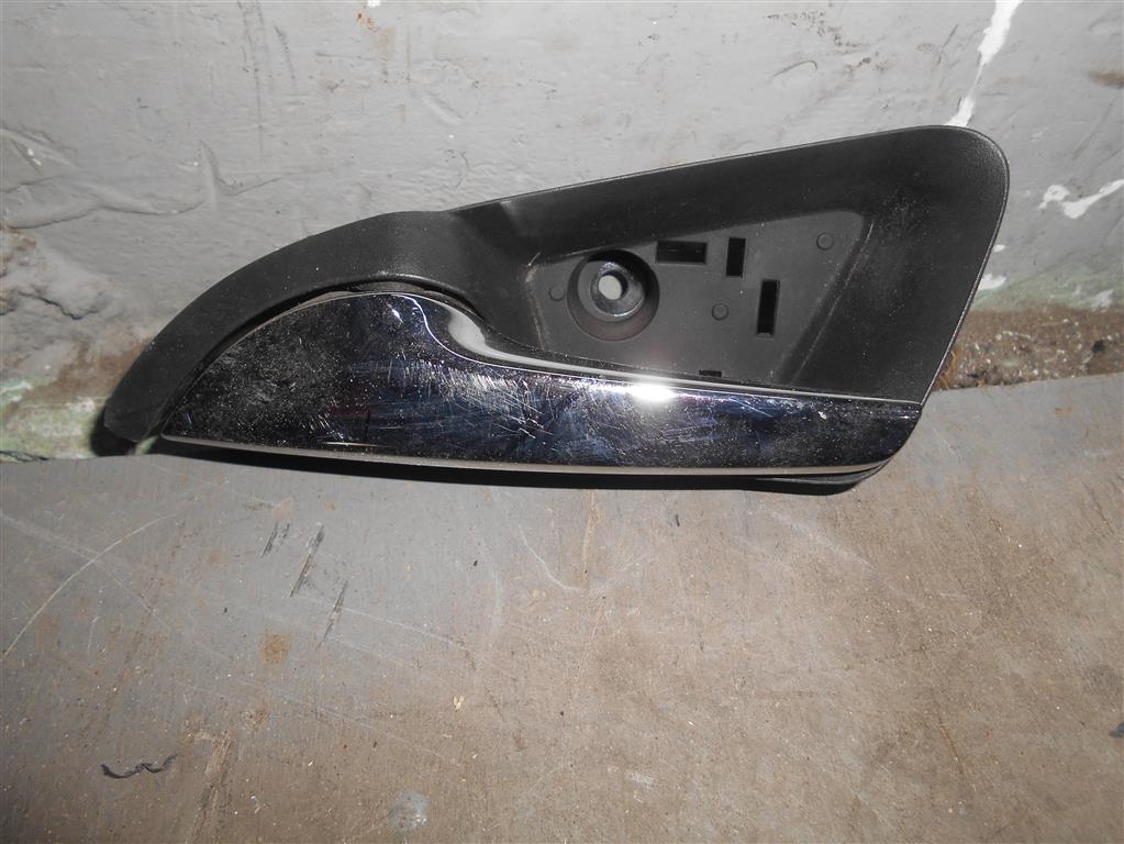 Opel Astra J 2010 - для Ручка двери внутренняя левая