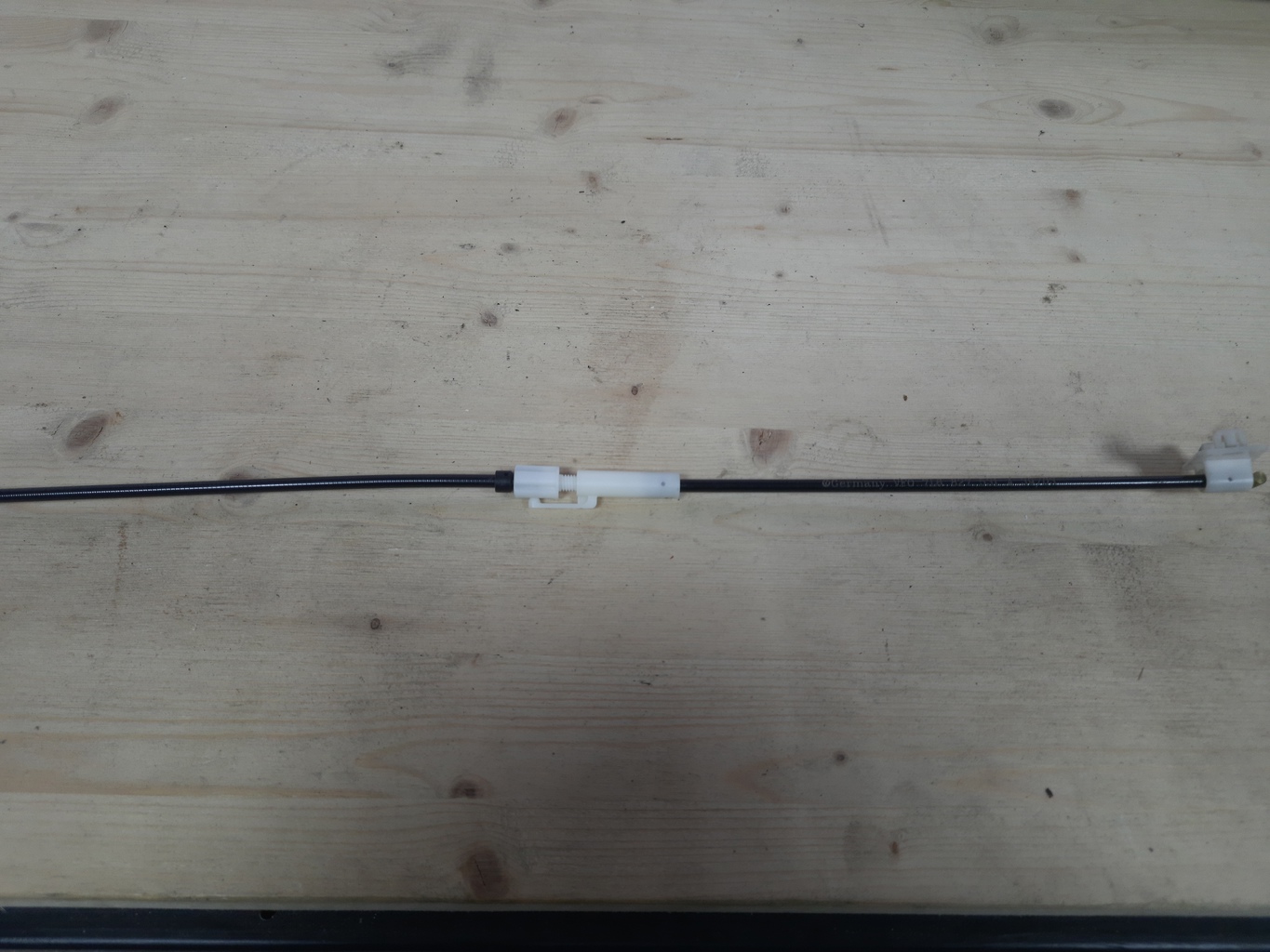 VW Touareg 2002-2010 для Трос открывая крышки багажника