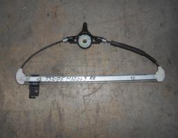 Стеклоподъемник электр. задний правый для Mazda Mazda 3 (BL) 2009-2013  запчасти бу