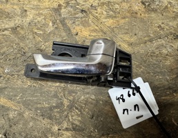 Ручка двери внутренняя передняя правая для Kia Sportage 2004-2010  запчасти бу