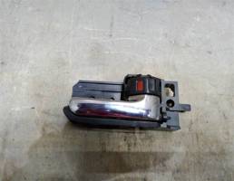 Ручка двери задней внутренняя правая для Toyota Avensis II 2003-2008  запчасти бу