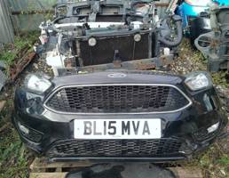 Бампер передний для Ford Focus III 2011-  запчасти бу