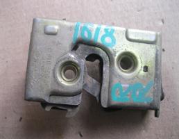 Замок двери задней правой для VW Passat (B3) 1988-1993  запчасти бу