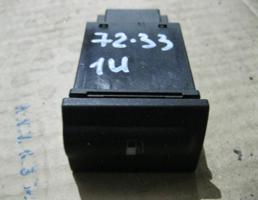 Кнопка открывания лючка бензобака для Skoda Octavia (A4 1U-) 2000-2011  запчасти бу