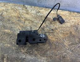 Замок капота для Audi Q7 (4L) 2005-2015  запчасти бу