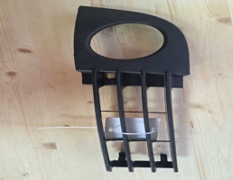 Решетка переднего бампера левая для Audi A6 (C5) 1997-2004  запчасти бу