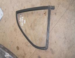 Стекло двери задней правой (форточка) для Skoda Fabia 1999-2006  запчасти бу