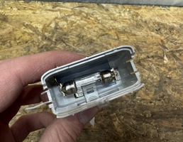 Фонарь в дверь для Skoda Octavia (A5 1Z-) 2004-2013  запчасти бу