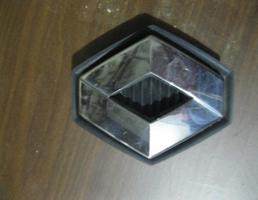 Эмблема для Renault Megane II 2002-2009  запчасти бу