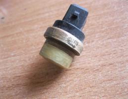 Датчик температуры для Skoda Octavia 1997-2000  запчасти бу