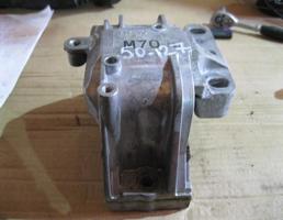 Опора двигателя правая для Skoda Octavia (A5 1Z-) 2004-2013  запчасти бу