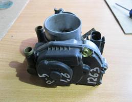 Заслонка дроссельная электрическая для VW Passat (B5) 1996-2000  запчасти бу