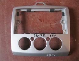 Рамка магнитолы для Ford Focus II 2005-2008  запчасти бу