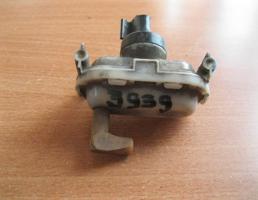 Активатор замка двери для VW Passat (B3) 1988-1993  запчасти бу