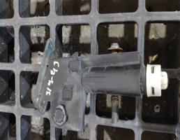 Форсунка омывателя фары для Subaru Subaru Outback (B14) 2010-2014  запчасти бу