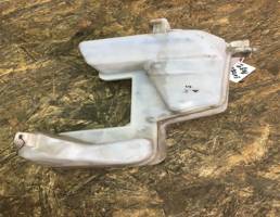 Бачок омывателя лобового стекла для Peugeot 308 2007-2011  запчасти бу