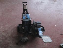 Педаль тормоза для Skoda Fabia 1999-2006  запчасти бу