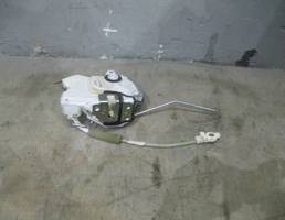 Замок двери передней правой для Honda CR-V 2007-2012  запчасти бу