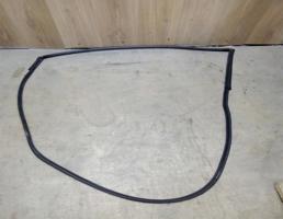 Уплотнитель двери передней правой для Chevrolet Captiva (C100) 2006-2011  запчасти бу