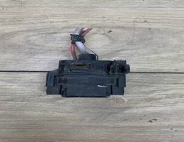 Блок реле для Renault Megane III 2009-2016  запчасти бу