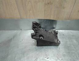 Кронштейн кондиционера для Ford Focus II 2008-2011  запчасти бу