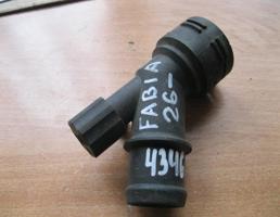 Фланец / тройник для Audi A3 (8L1) 1996-2003  запчасти бу