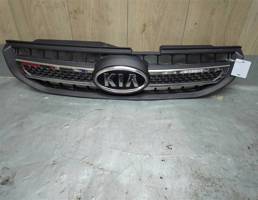 Решетка радиатора для Kia Sportage 2004-2010  запчасти бу