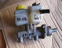 Цилиндр тормозной главный для Skoda Fabia 1999-2006  запчасти бу