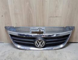 Решетка радиатора для VW Tiguan 2007-2011  запчасти бу