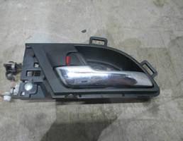 Ручка двери внутренняя левая для Honda CR-V 2007-2012  запчасти бу