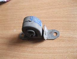 Резинка подвеса глушителя для VW Golf III/Vento 1991-1997  запчасти бу