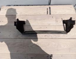 Кронштейн радиатора для BMW X3 E83 2004-2010  запчасти бу