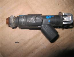 Форсунка инжекторная электрическая для Ford Focus II 2005-2008  запчасти бу