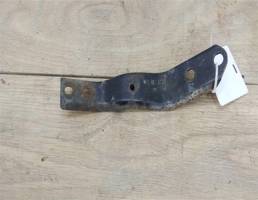 Кронштейн решетки радиатора для Skoda Fabia 1999-2006  запчасти бу