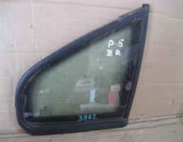 Стекло кузовное глухое правое для VW Passat (B5) 1996-2000  запчасти бу