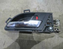 Ручка двери внутренняя правая для Honda CR-V 2007-2012  запчасти бу