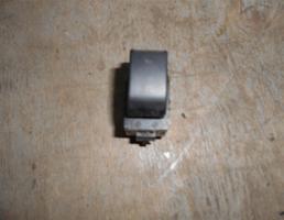 Кнопка стеклоподъемника для Toyota Avensis II 2003-2008  запчасти бу
